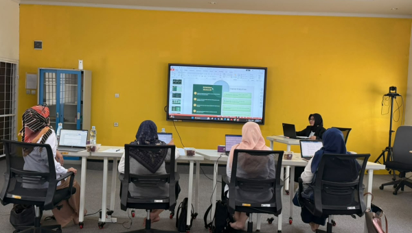 Perkuat Budaya Akademik dan Riset, Program Studi Magister PGSD UPI Kampus di Cibiru Selenggarakan Ujian Tesis